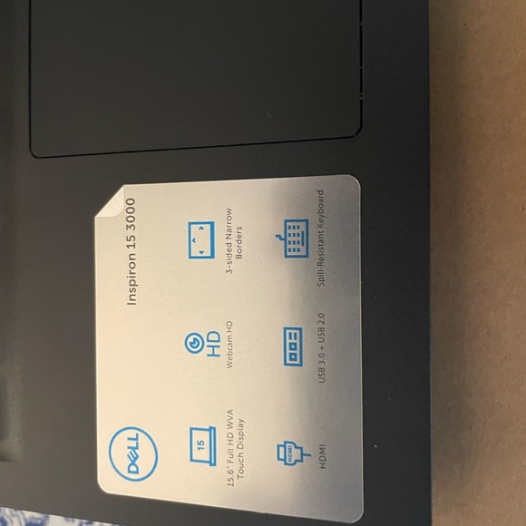 Dell Inspiron 15 Laptop Computer - Picture 4 of 12